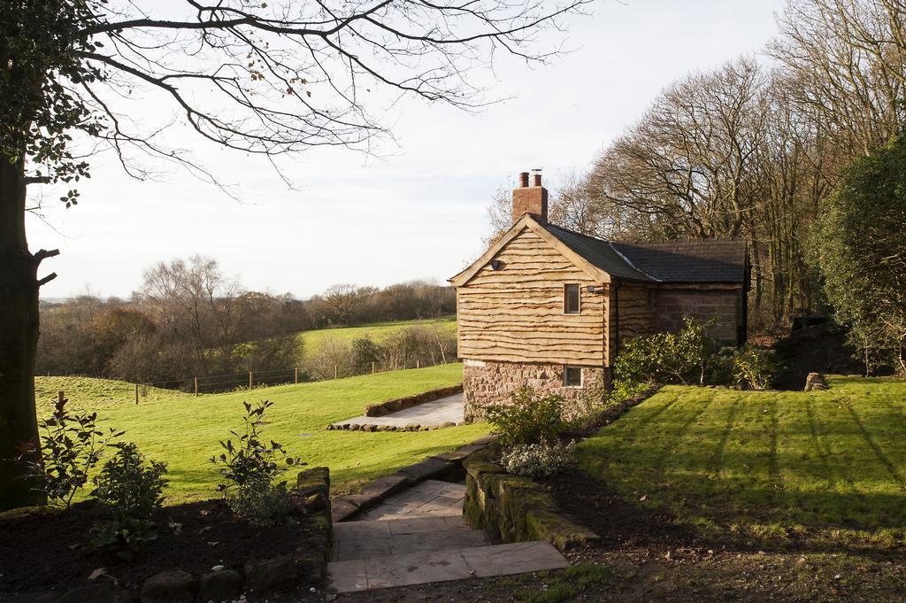 Pheasants Nye Villa Higher Burwardsley Exterior photo